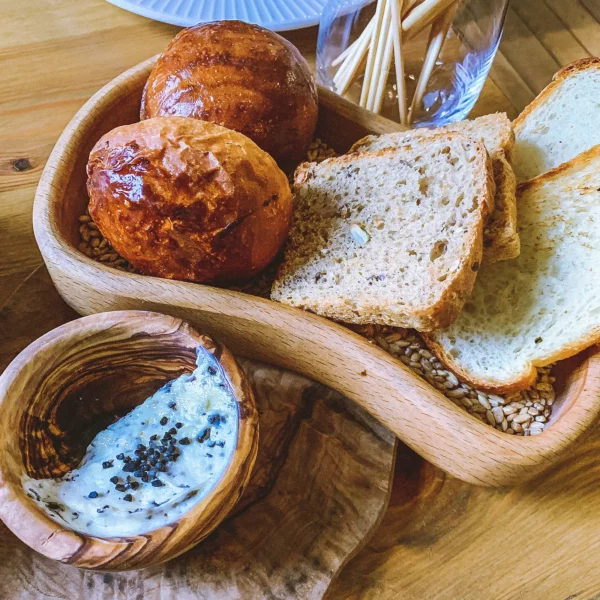Три варианта хлеба в Red Wall в Нижнем Новгороде