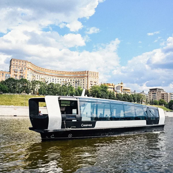 Речной электротрамвай в Москве