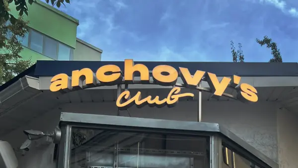 Рыбный ресторан Anchovy’s Club в самом центре Москвы